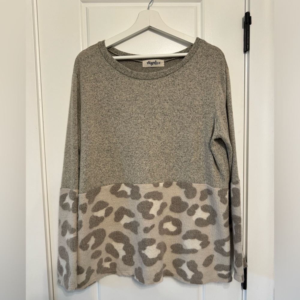 Grey & cheetah long sleeve top